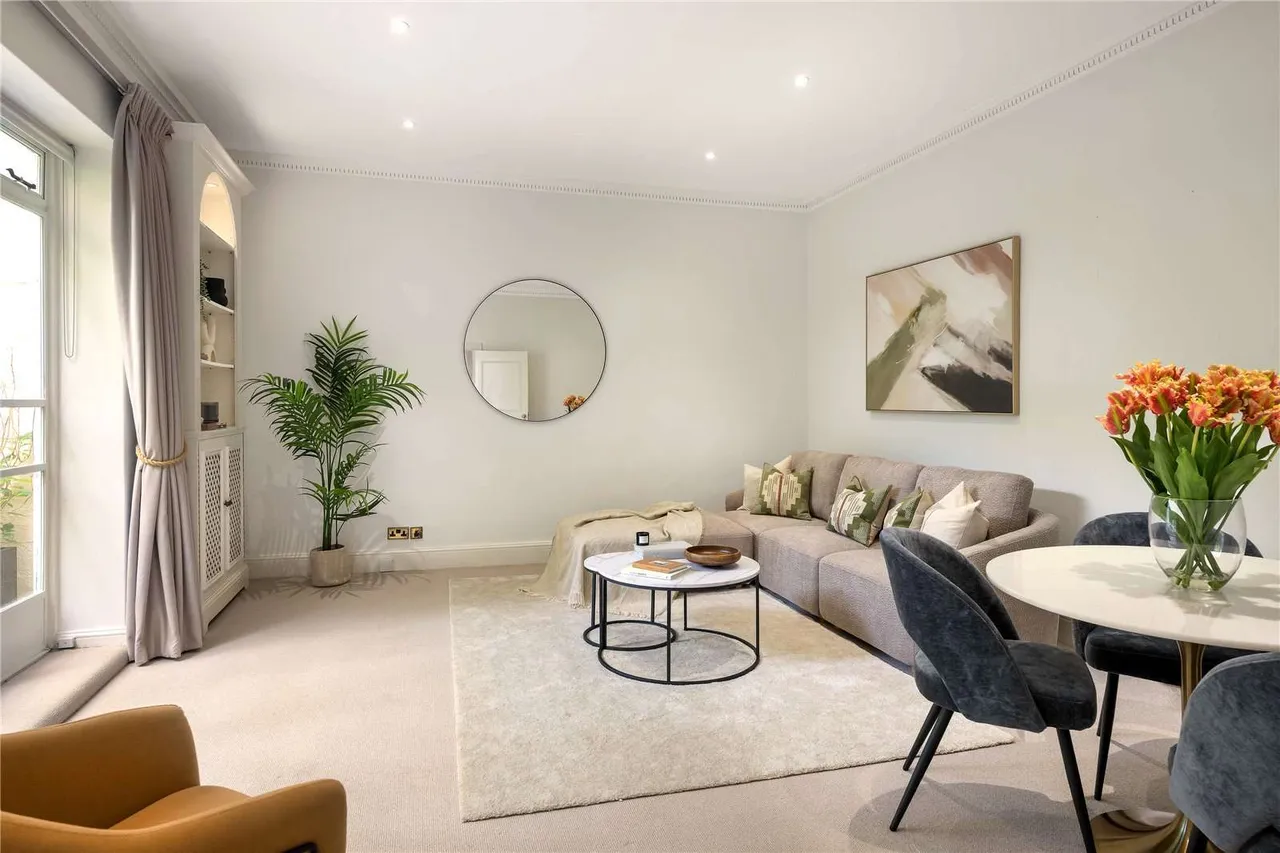 Eaton Square, London, SW1W 9BG, photo 2