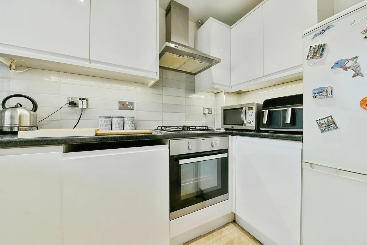Lime Close, STEVENAGE, Hertfordshire, SG2, photo 5