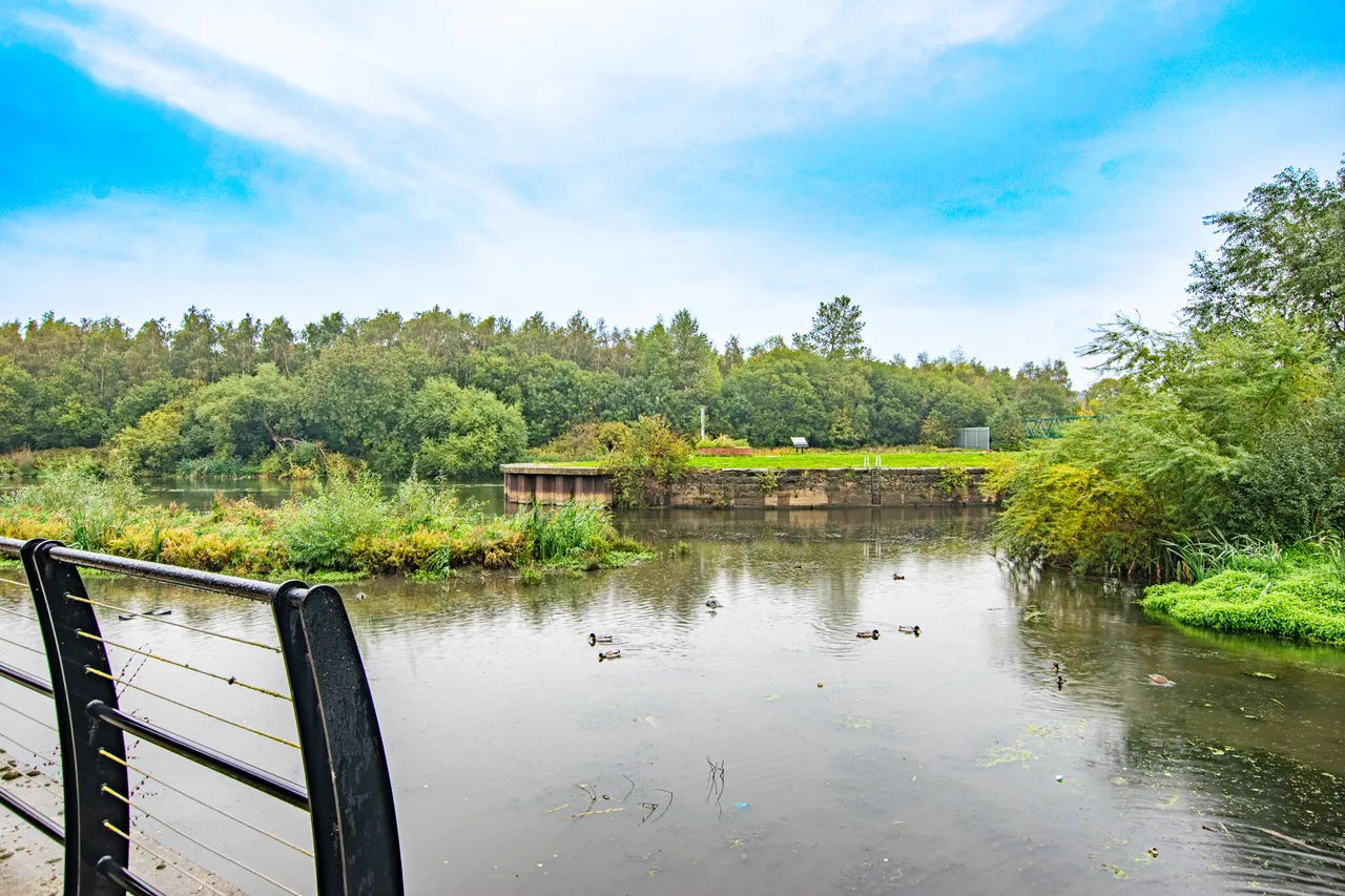 Cable Place, Hunslet, LS10, photo 20