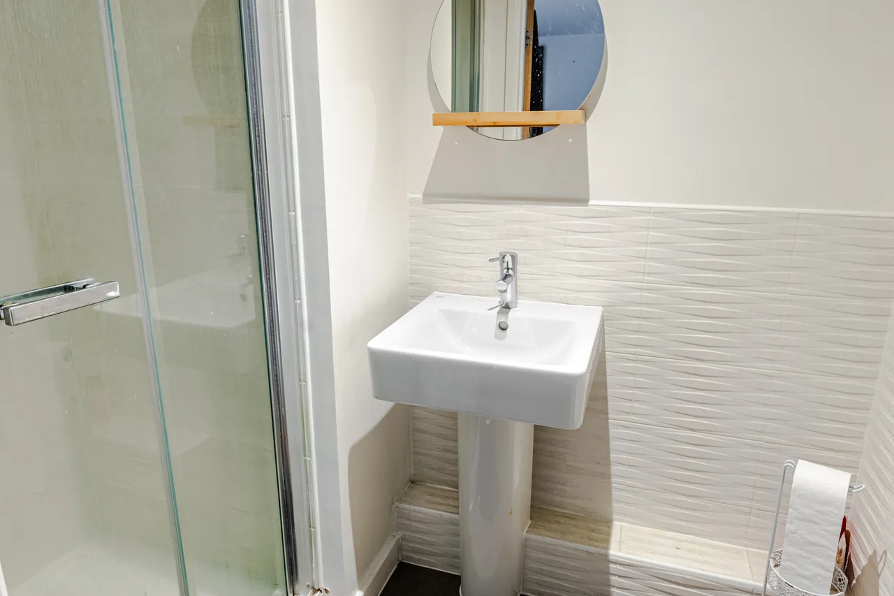 Cable Place, Hunslet, LS10, photo 14
