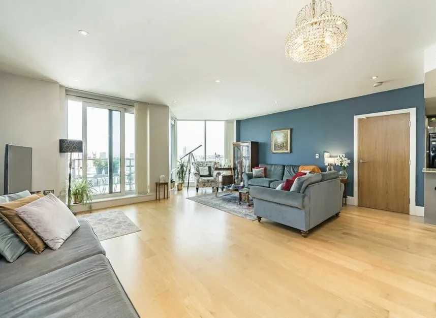 Juniper Drive, Battersea Reach, SW18, photo 9