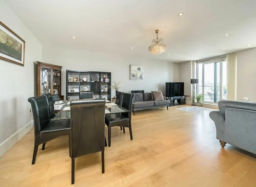 Juniper Drive, Battersea Reach, SW18, photo 5