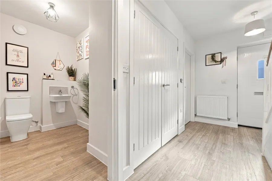 with 4 bedrooms in Saffron Walden, CB10, photo 23