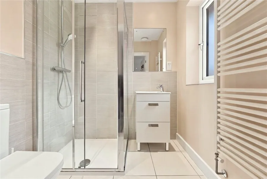with 4 bedrooms in Saffron Walden, CB10, photo 21