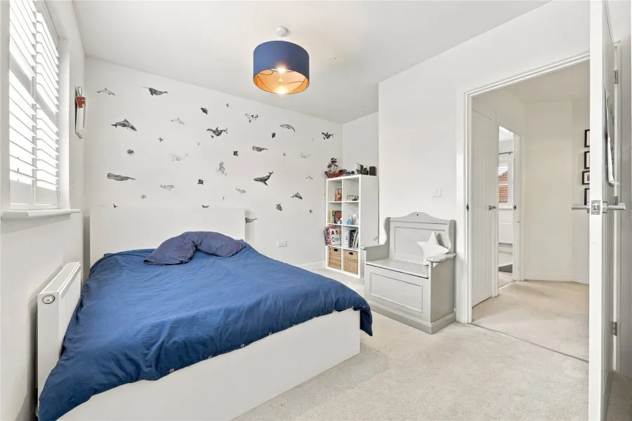 with 4 bedrooms in Saffron Walden, CB10, photo 8