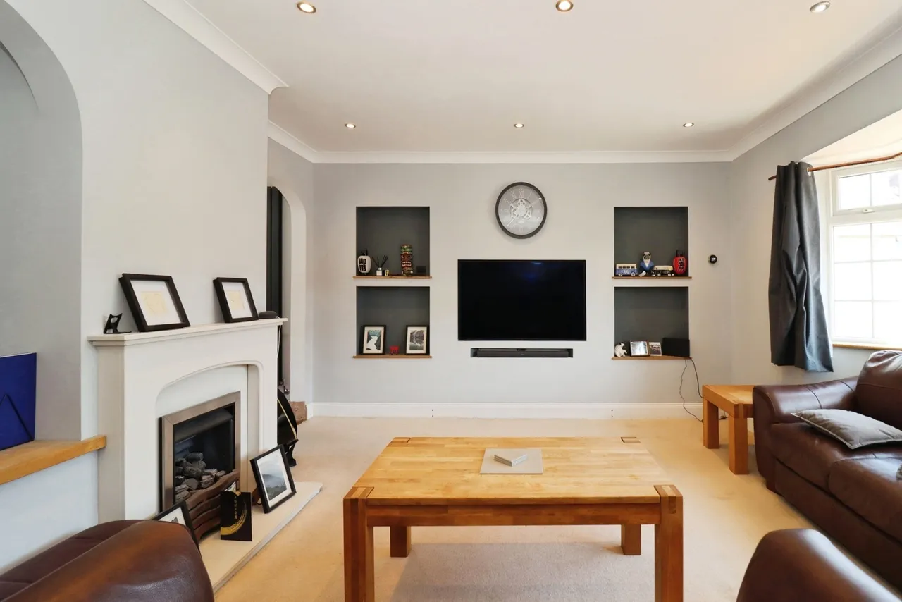 The Crescent, BRISTOL, Avon, BS16, photo 8