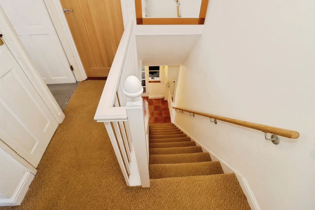 The Crescent, BRISTOL, Avon, BS16, photo 9