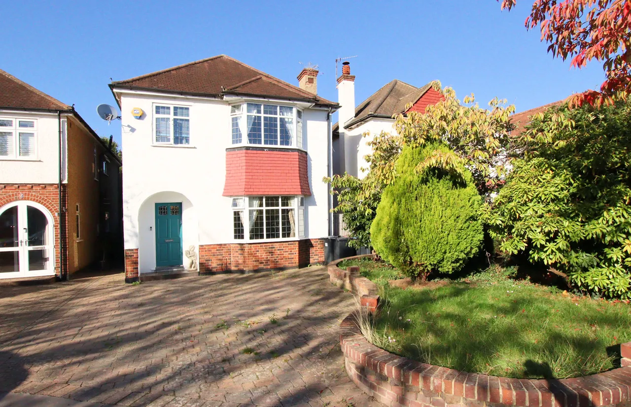 4 bed house for sale — Graham Close, Croydon, CR0 8HS