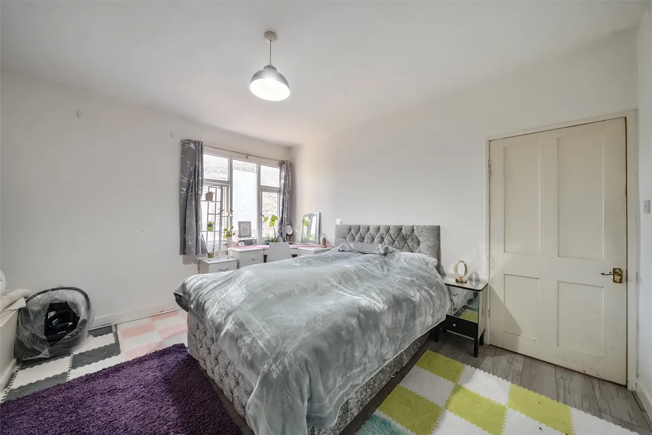 Love Lane, Mitcham, CR4 3AU, photo 6