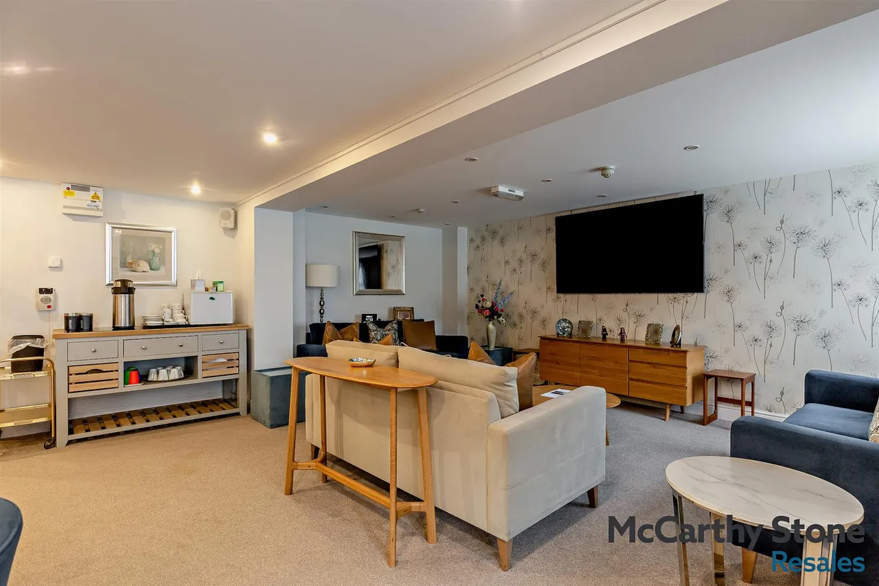 New Road, Basingstoke, RG21, photo 22