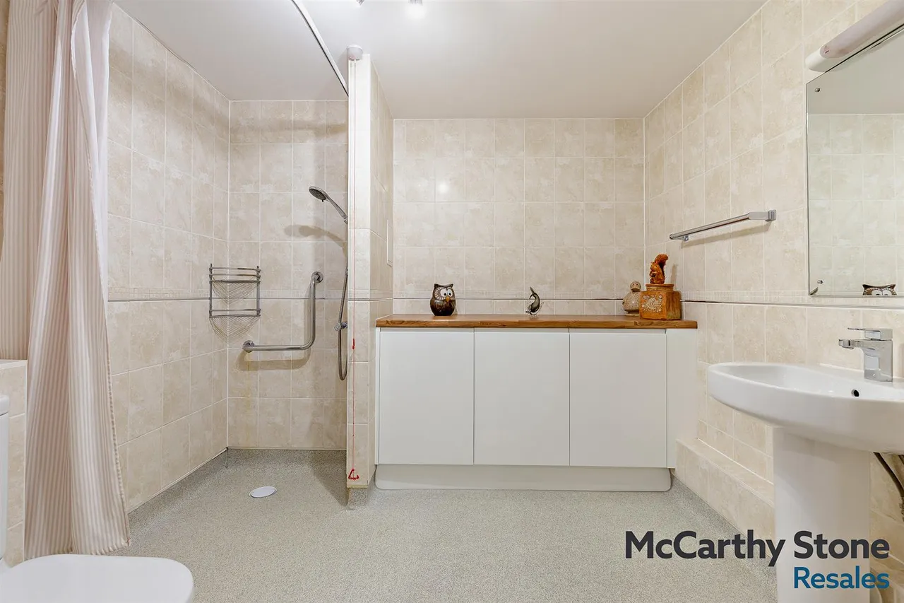 New Road, Basingstoke, RG21, photo 14