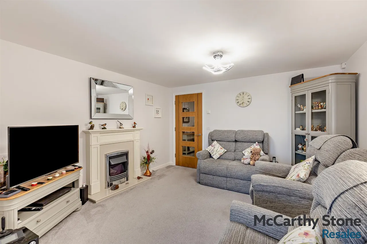 New Road, Basingstoke, RG21, photo 29