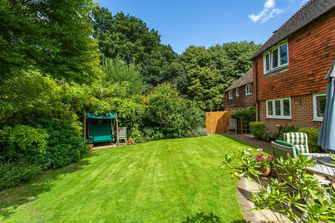 Old Rectory Close, Mersham, TN25, photo 35