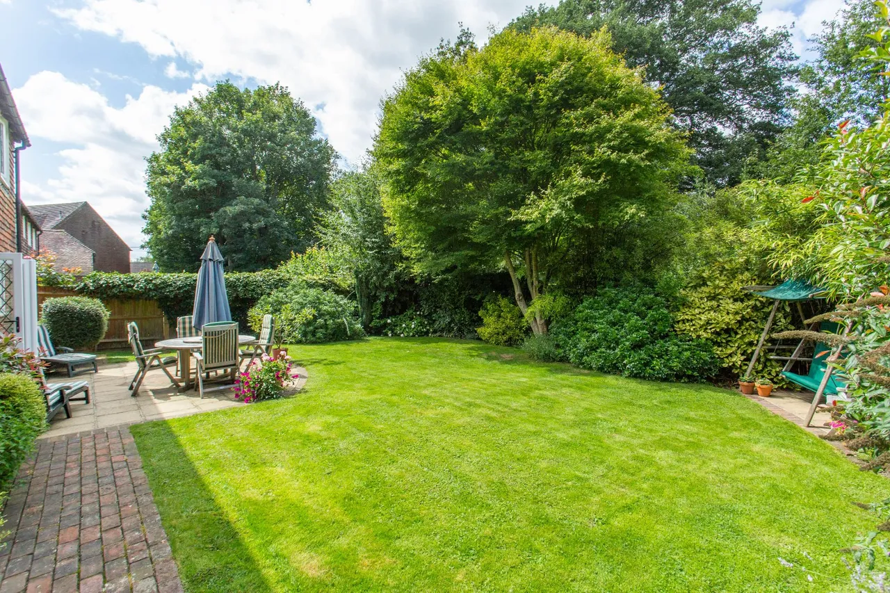 Old Rectory Close, Mersham, TN25, photo 33