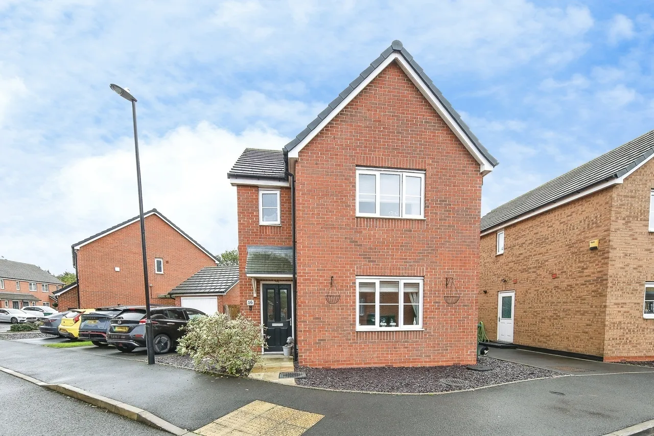 3 bed house for sale, John Brooks Gardens, Coventry, CV6