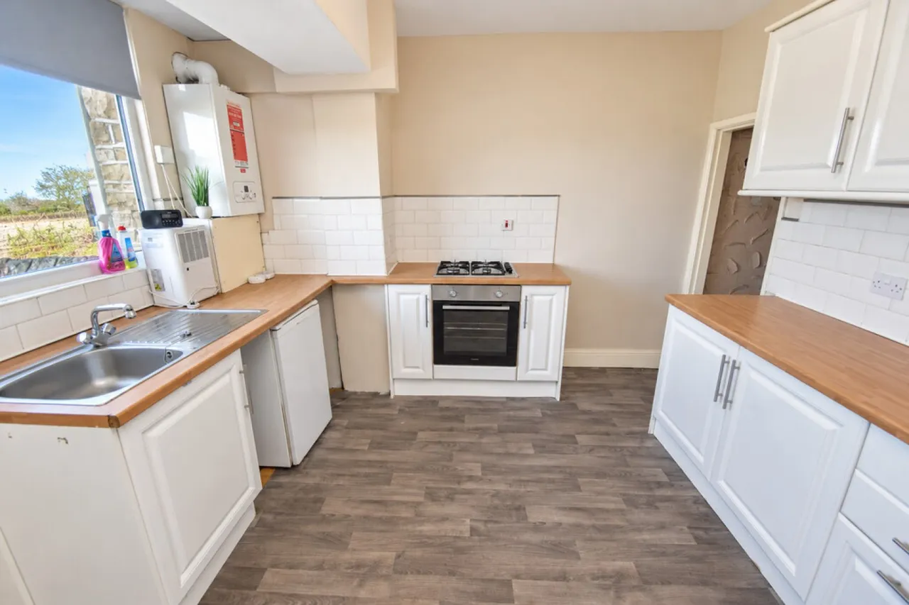 Eccleshill, Bradford, BD2, photo 5