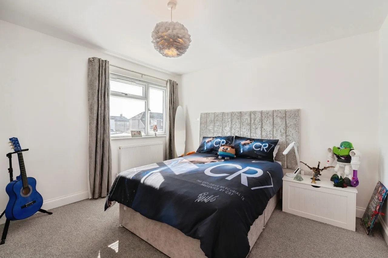 Fobbing Road, STANFORD-LE-HOPE, Essex, SS17, photo 10
