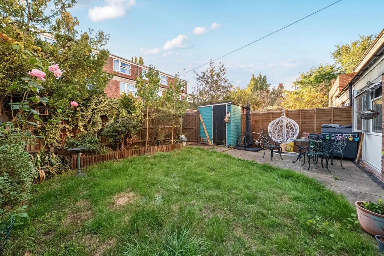 Larch Close, Balham, SW12, photo 2