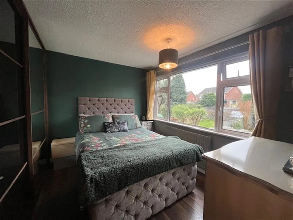 Radcliffe Drive, Ipswich, photo 9