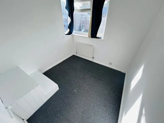 Norman Close, Wigmore, ME8, photo 5