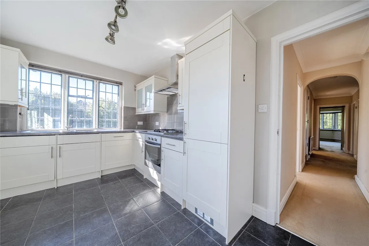 Chesham Road, HP6, photo 4