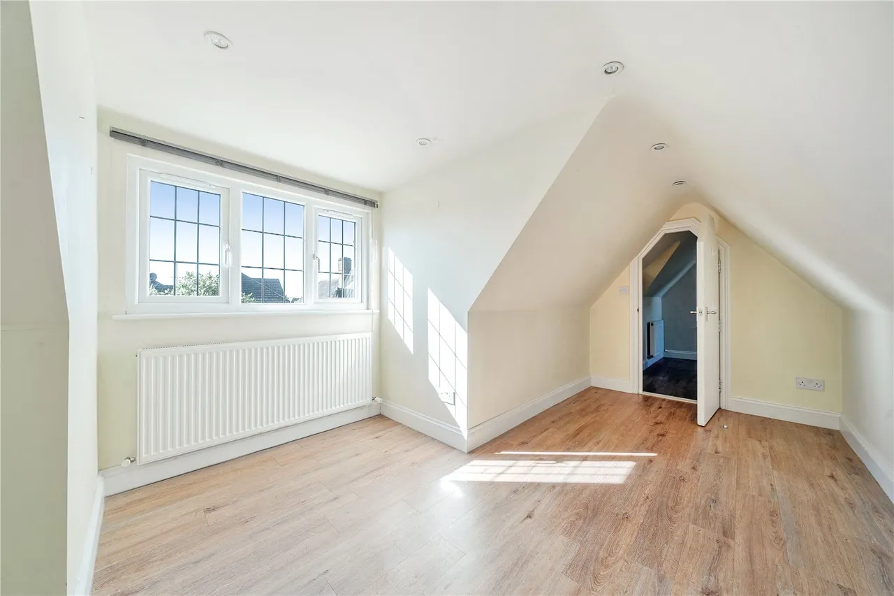 Chesham Road, HP6, photo 16