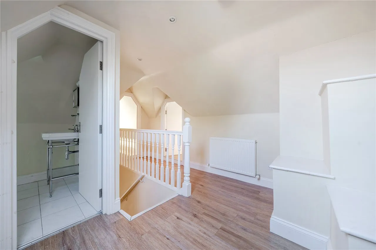 Chesham Road, HP6, photo 14