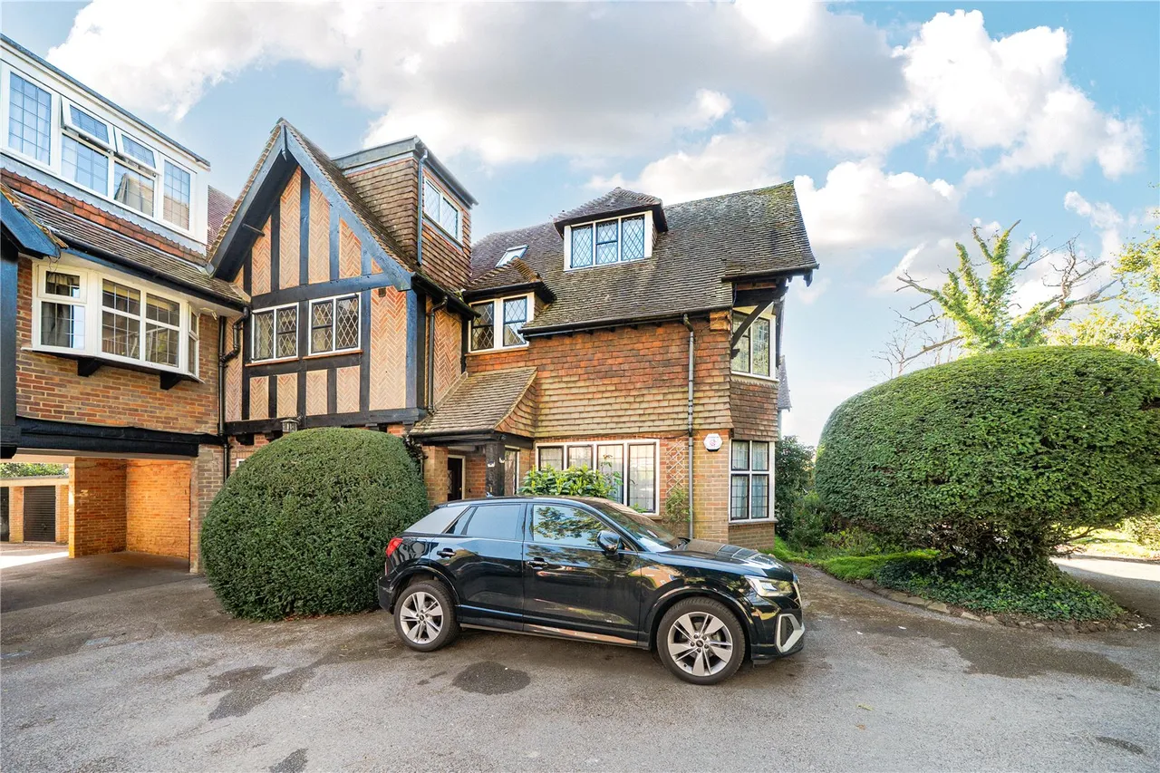 Chesham Road, HP6, photo 24