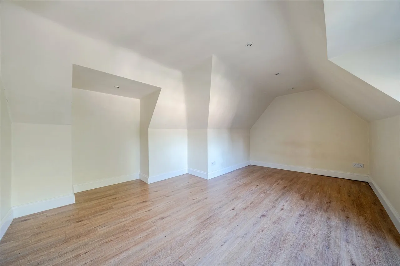 Chesham Road, HP6, photo 12