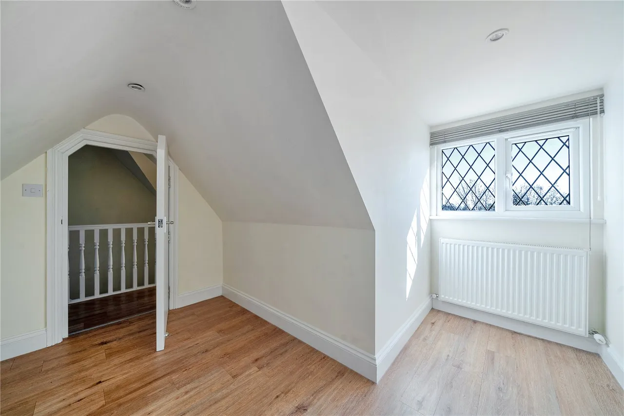 Chesham Road, HP6, photo 17