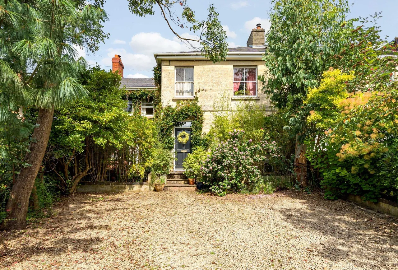 5 bed house for sale — Springfield Road, Gloucestershire, Uplands, GL5 1TP