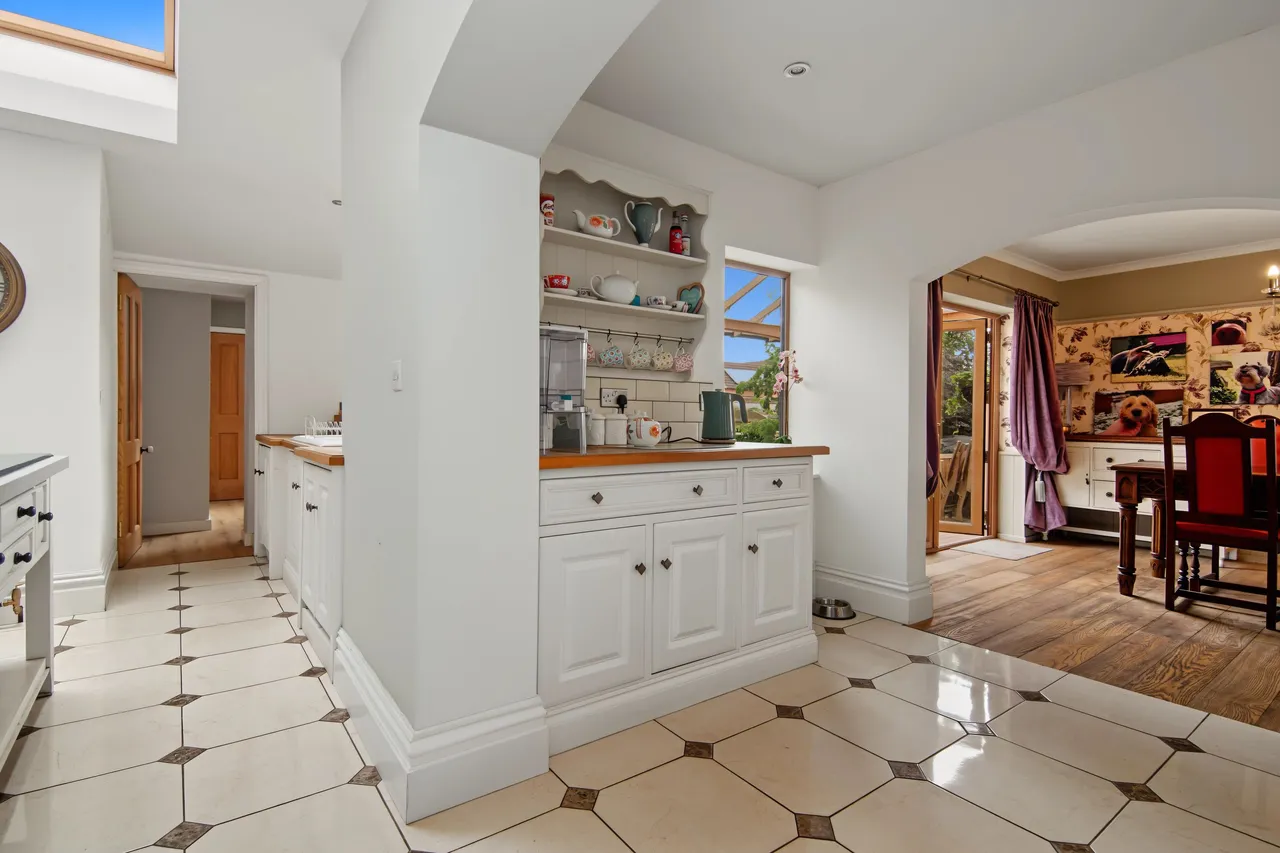 Coalpit Fields Road, Bedworth, CV12, photo 13