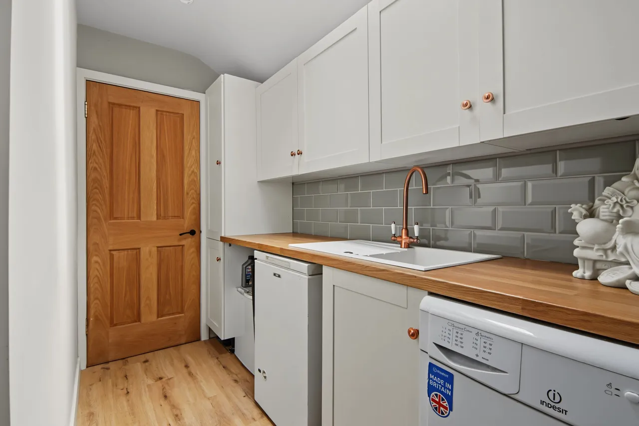 Coalpit Fields Road, Bedworth, CV12, photo 18
