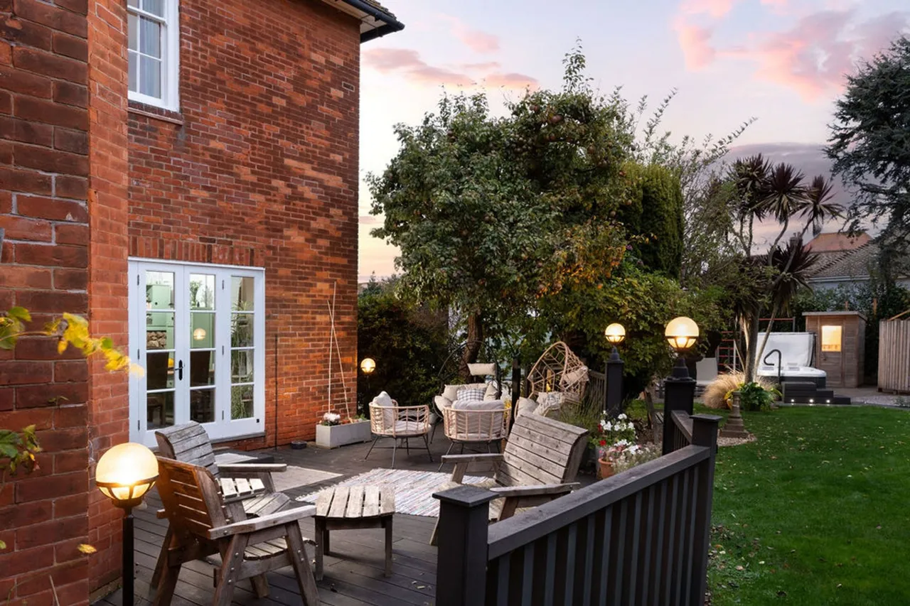 Selden Road, Worthing, BN11, photo 23
