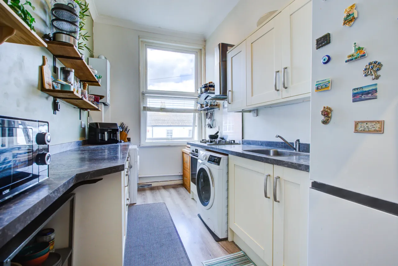 High Street, Shoeburyness, SS3, photo 6