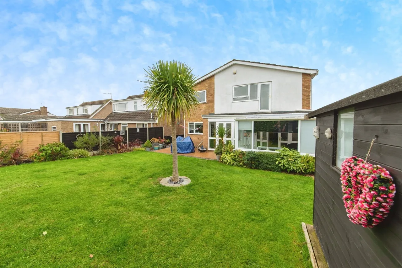 Ancaster Drive, Sleaford, photo 4