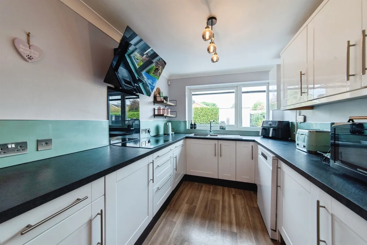 Ancaster Drive, Sleaford, photo 9
