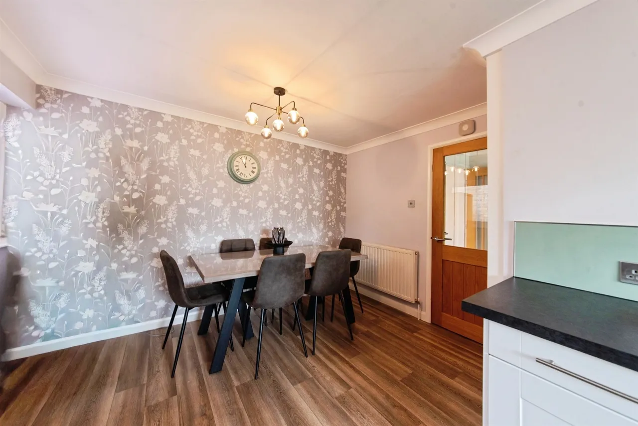 Ancaster Drive, Sleaford, photo 10