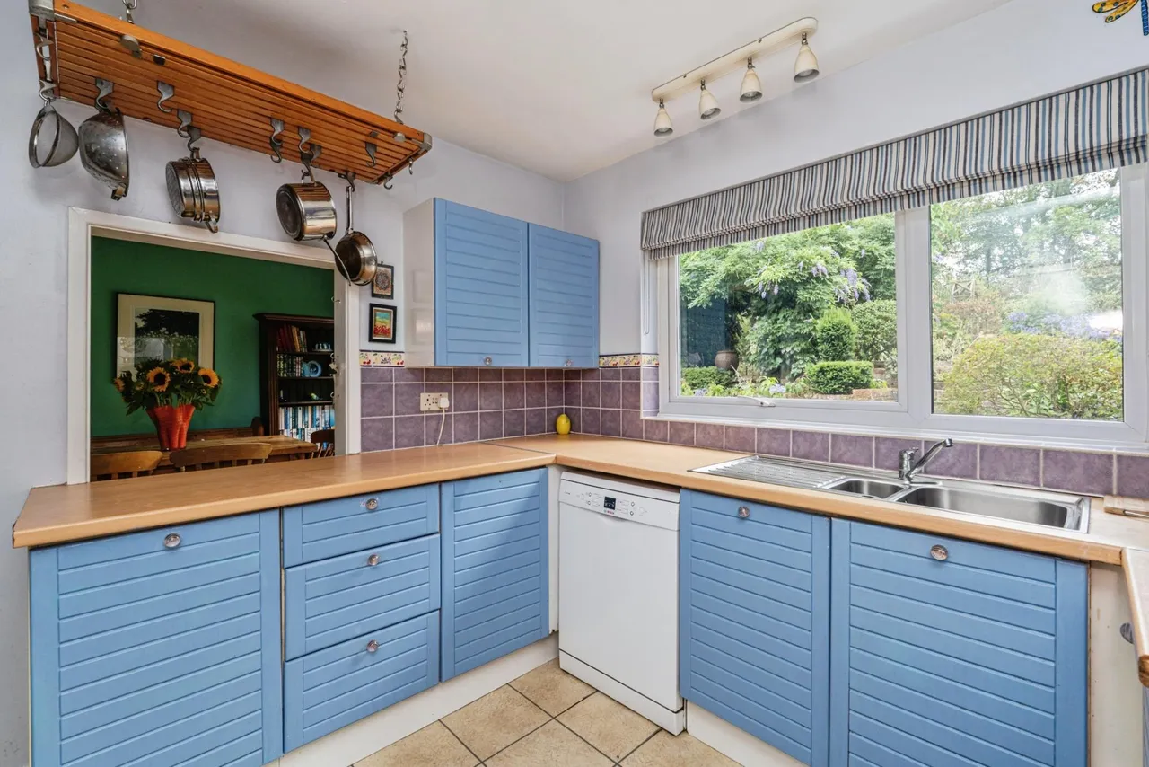 Guildford Road, Farnham, GU10, photo 10