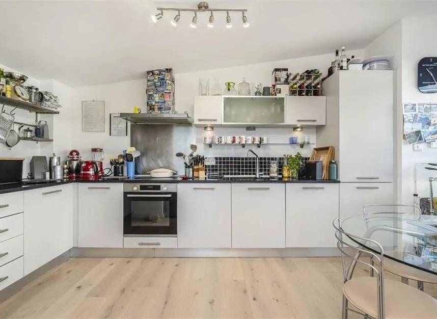 Palmers Road, Bethnal Green, E2, photo 6