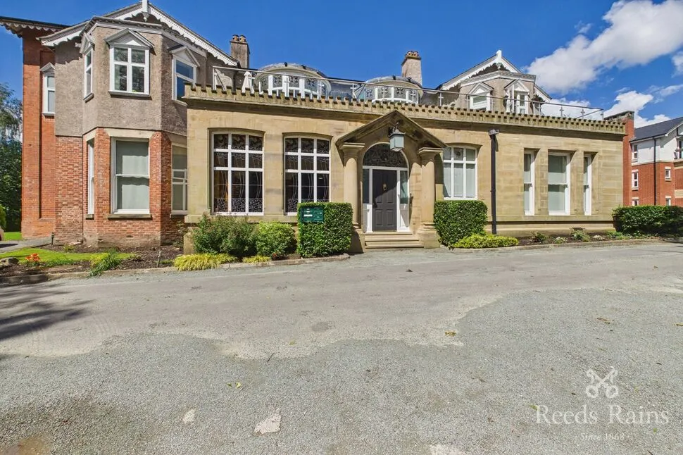 Bronington Close, Manchester, M22, photo 13