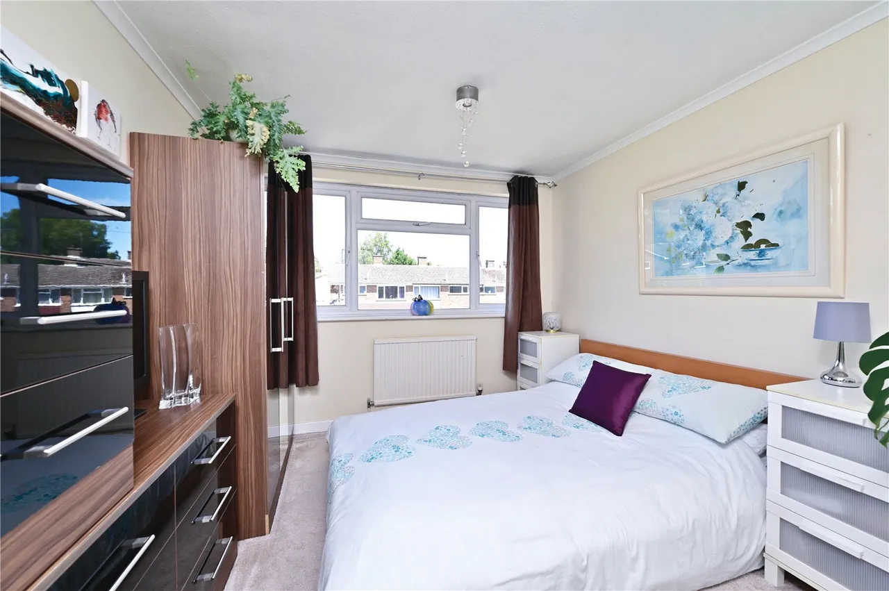 Dart Road, Farnborough, GU14 9PA, photo 8
