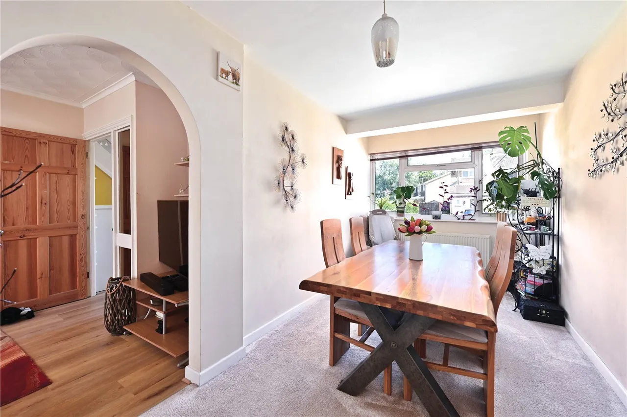 Dart Road, Farnborough, GU14 9PA, photo 6