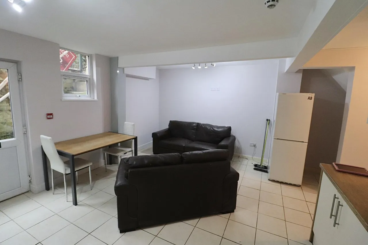 Weedon Road, St James, Northampton, NN5, photo 5