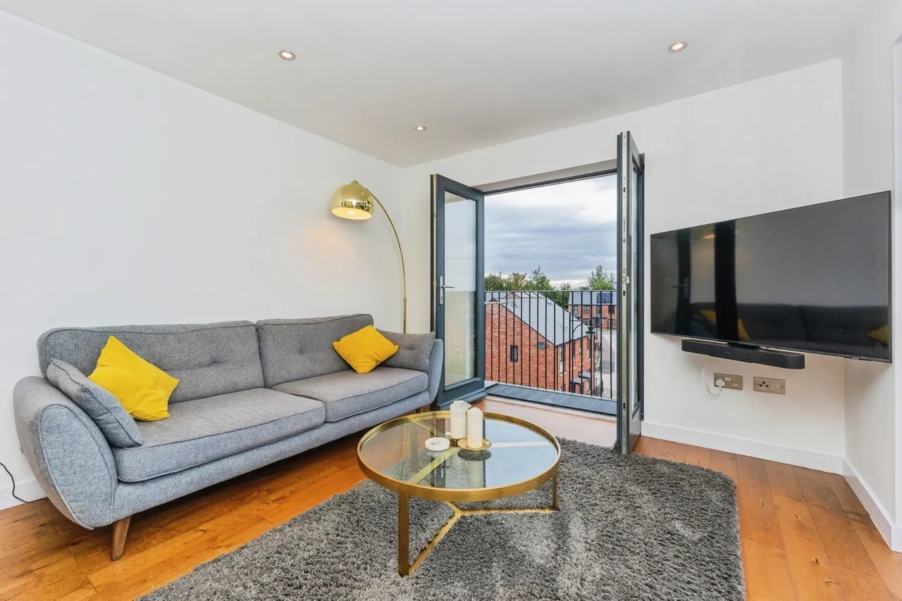 Massey Street, Cheshire, SK1, photo 4
