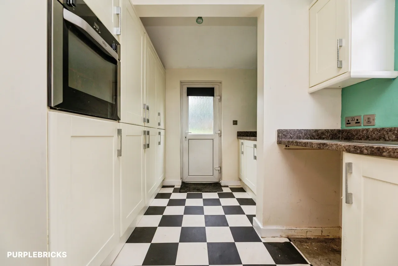 Hartley Brook Avenue, Sheffield, S5, photo 6