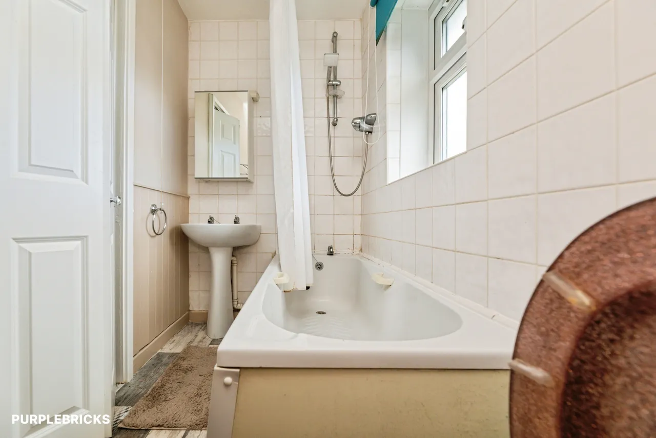 Hartley Brook Avenue, Sheffield, S5, photo 7