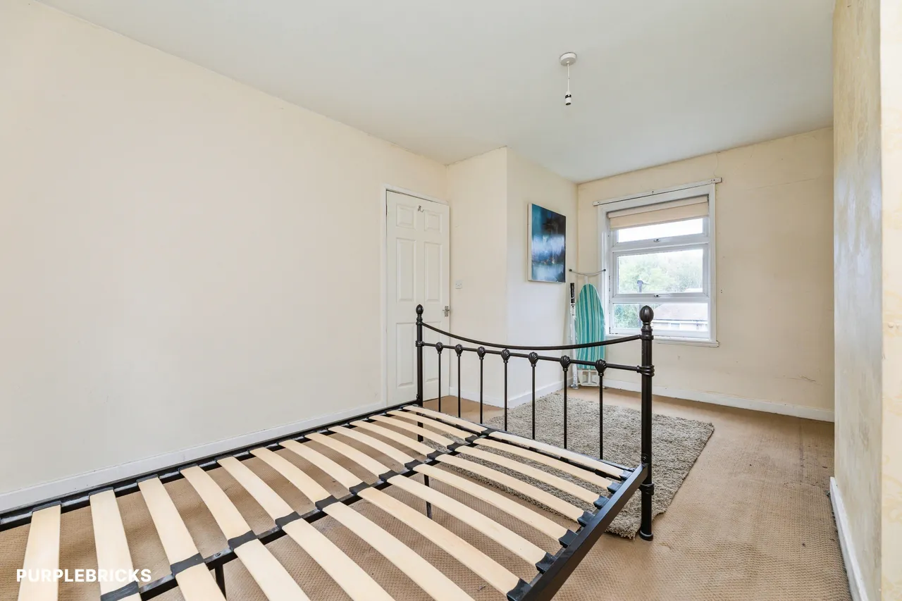 Hartley Brook Avenue, Sheffield, S5, photo 9