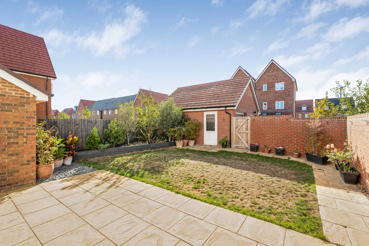 Foxcote Crescent, Didcot, photo 15