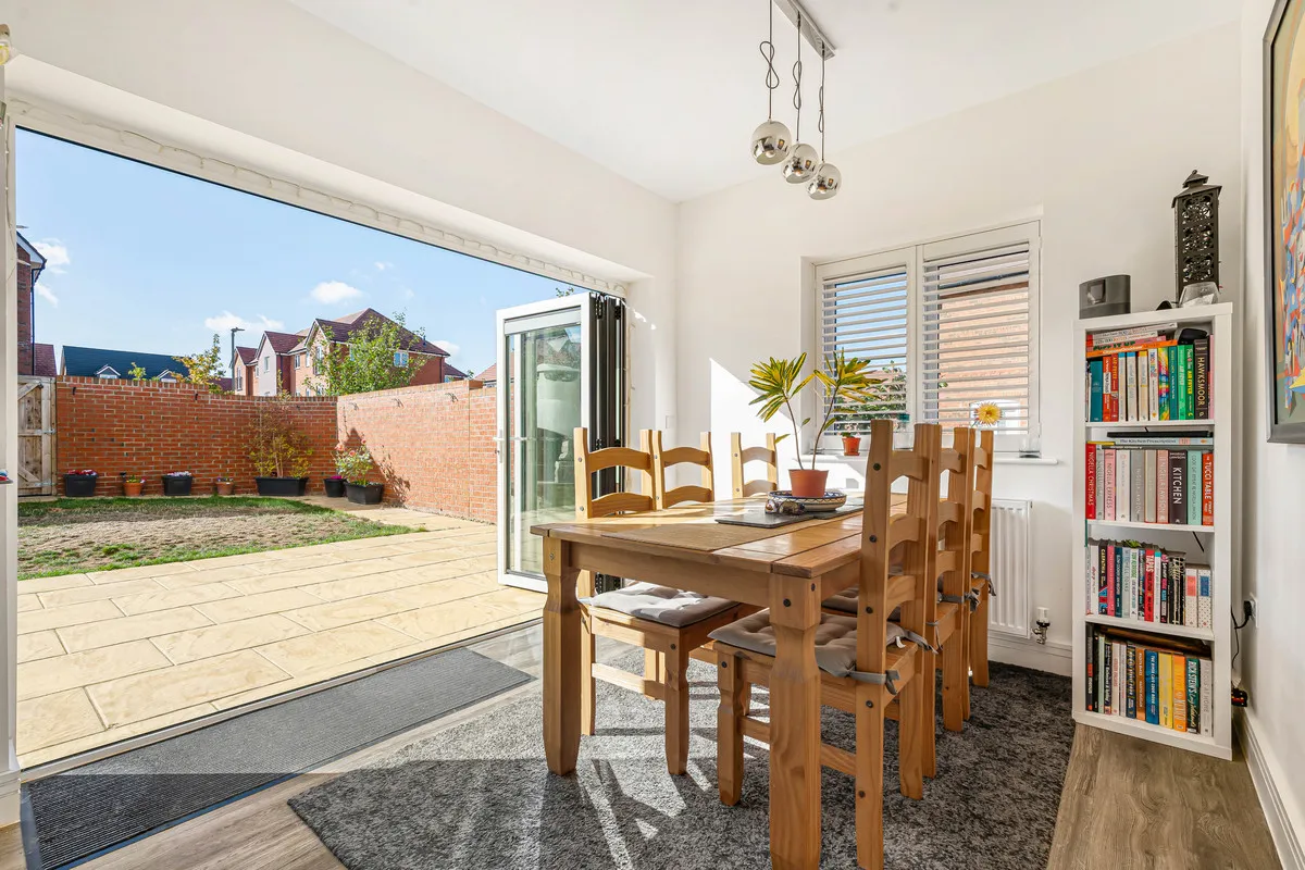 Foxcote Crescent, Didcot, photo 2